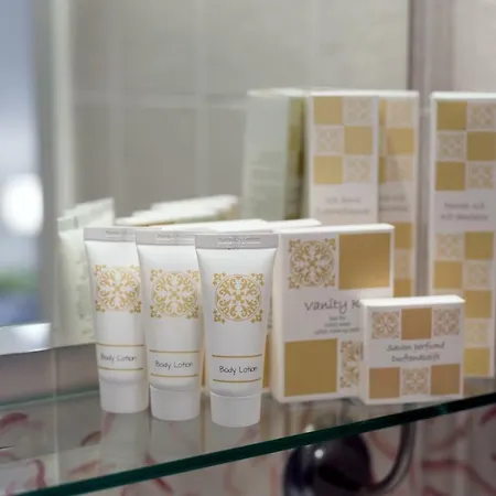 לינה וארוחת בוקר A 4*